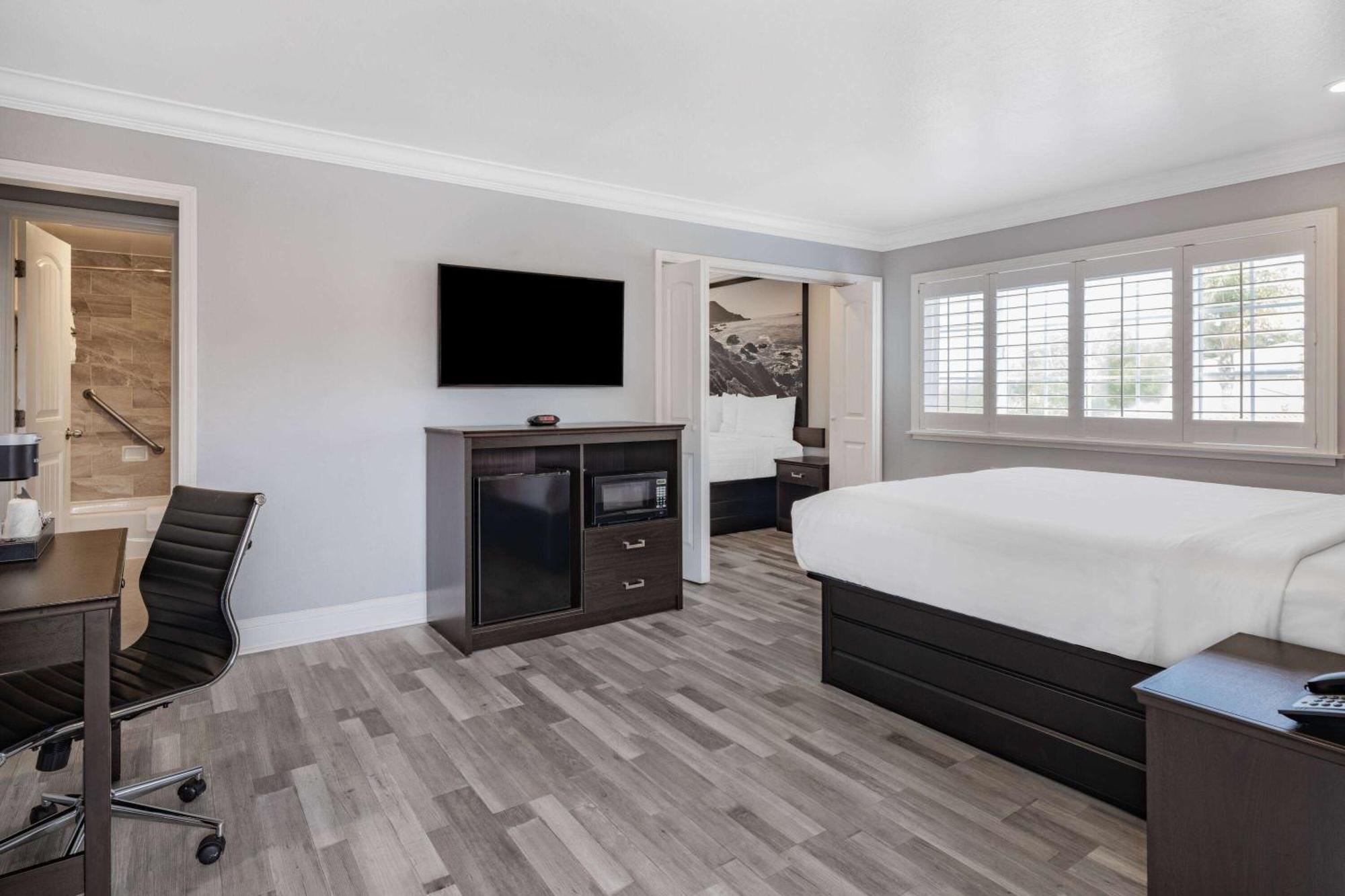 Motel Aura Monterey