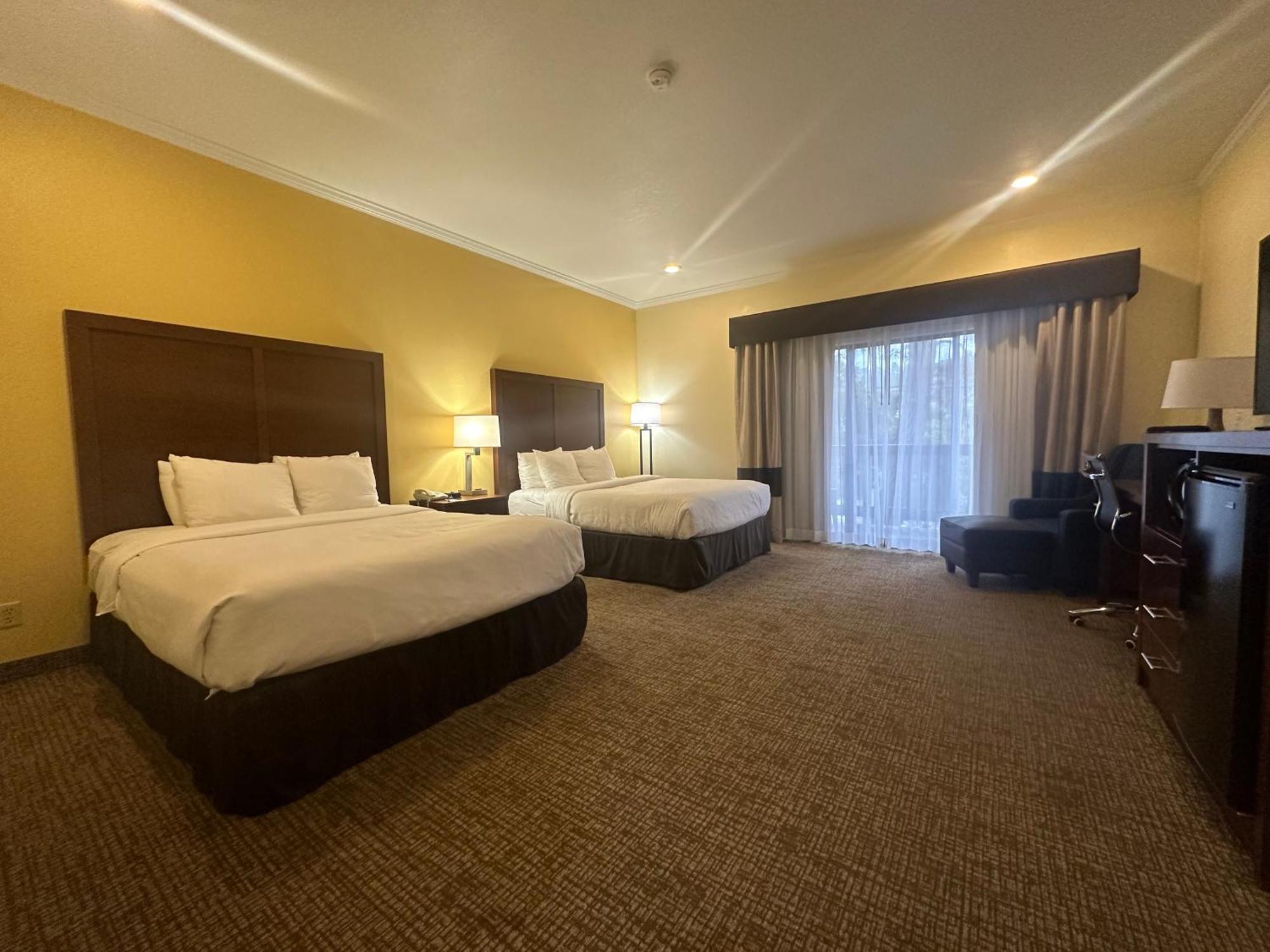 Comfort Peninsula Airport Inn Monterey