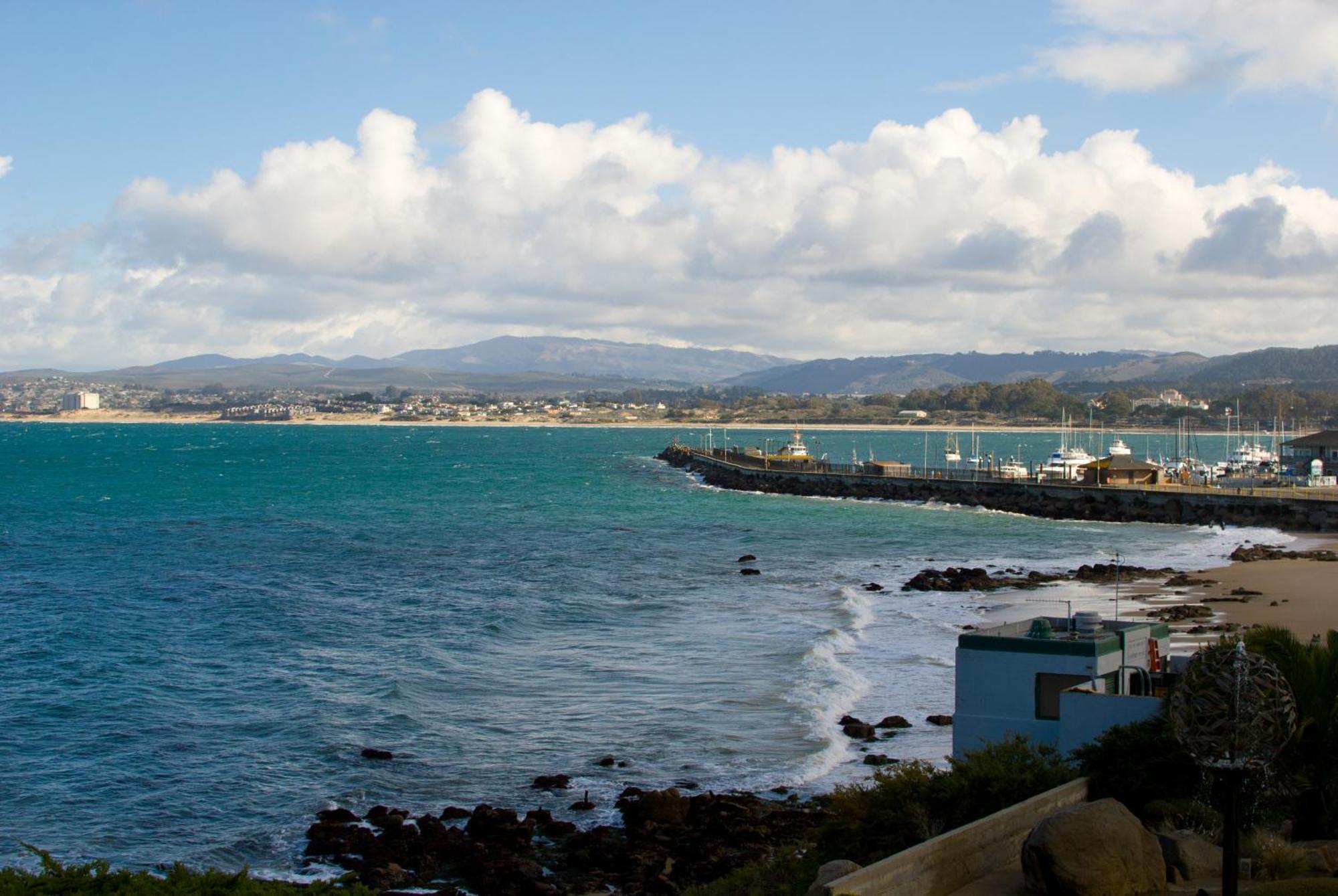 Bay 4* Monterey