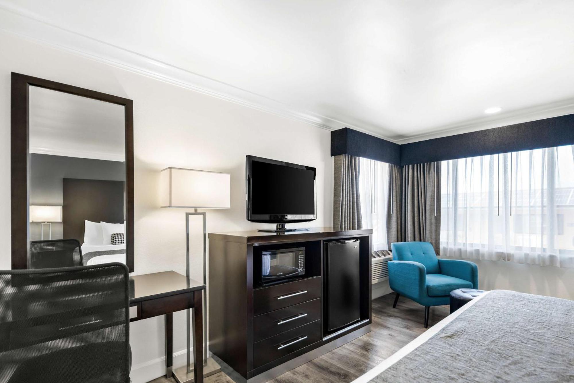 Western Park Crest Motel 3*