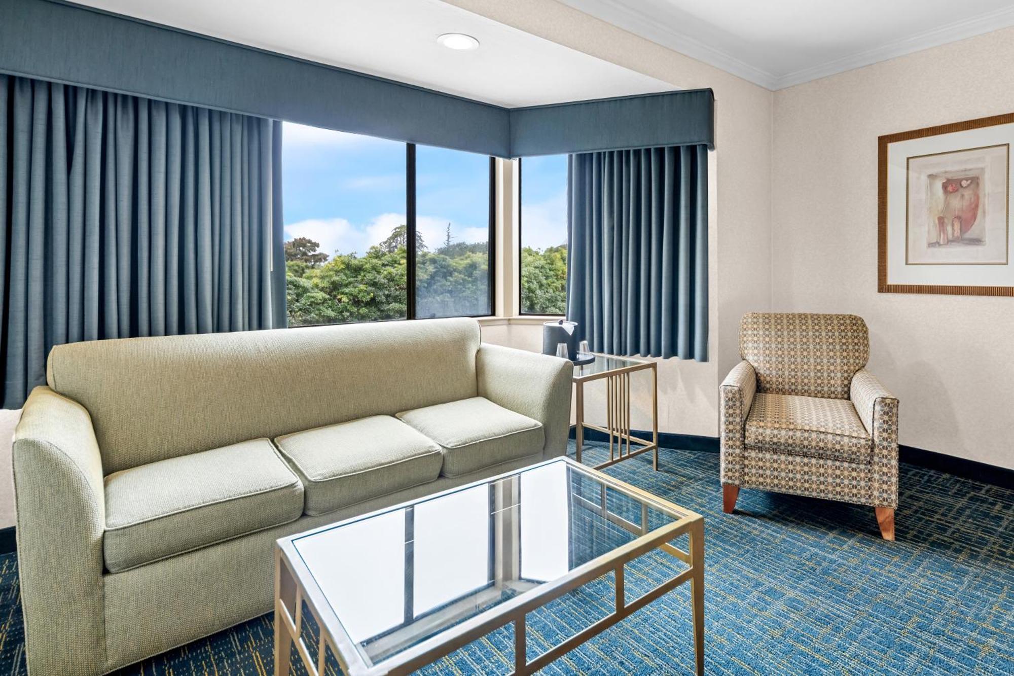 Hotel Best Western De Anza 3*