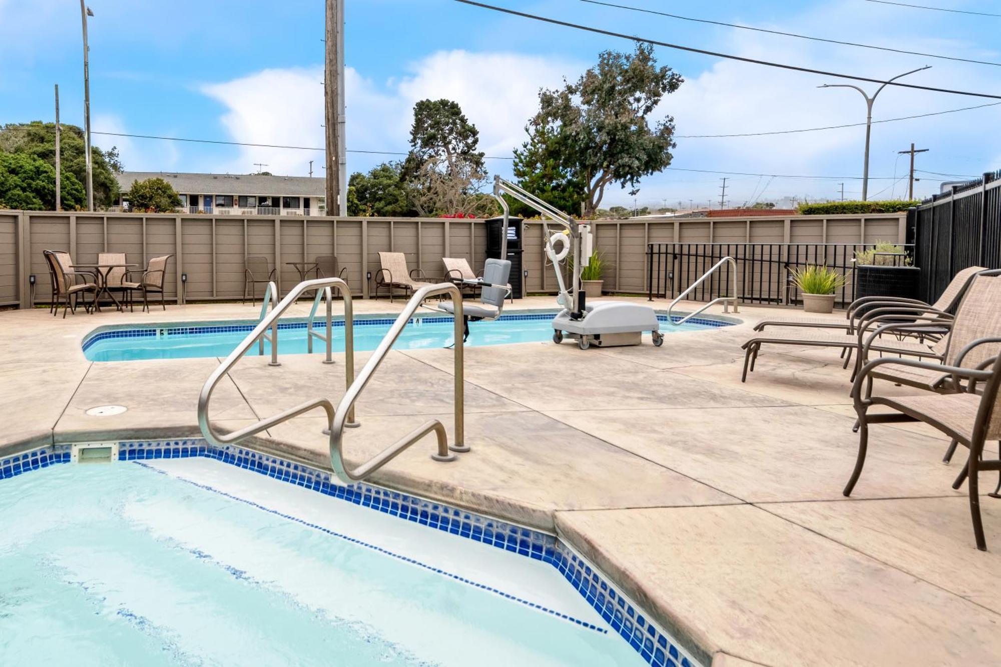 Best Western De Anza Hotel 3*