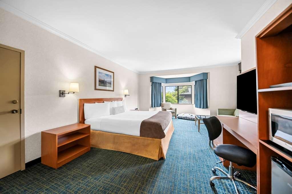 Best Western De Anza Monterey