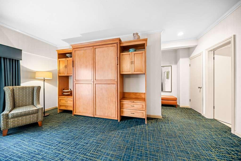 Hotel Western De Anza 3*