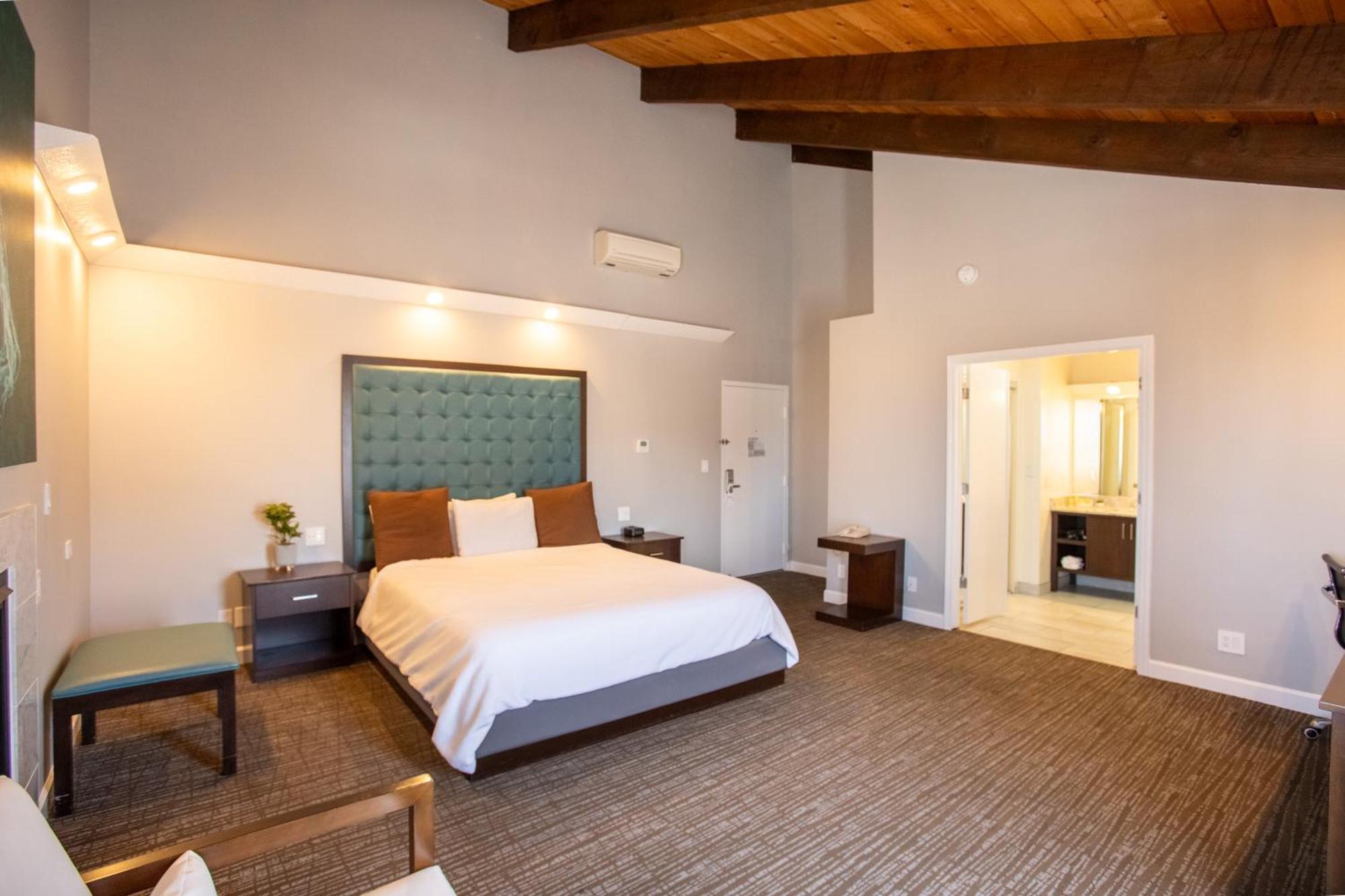 Hotel Munras Monterey