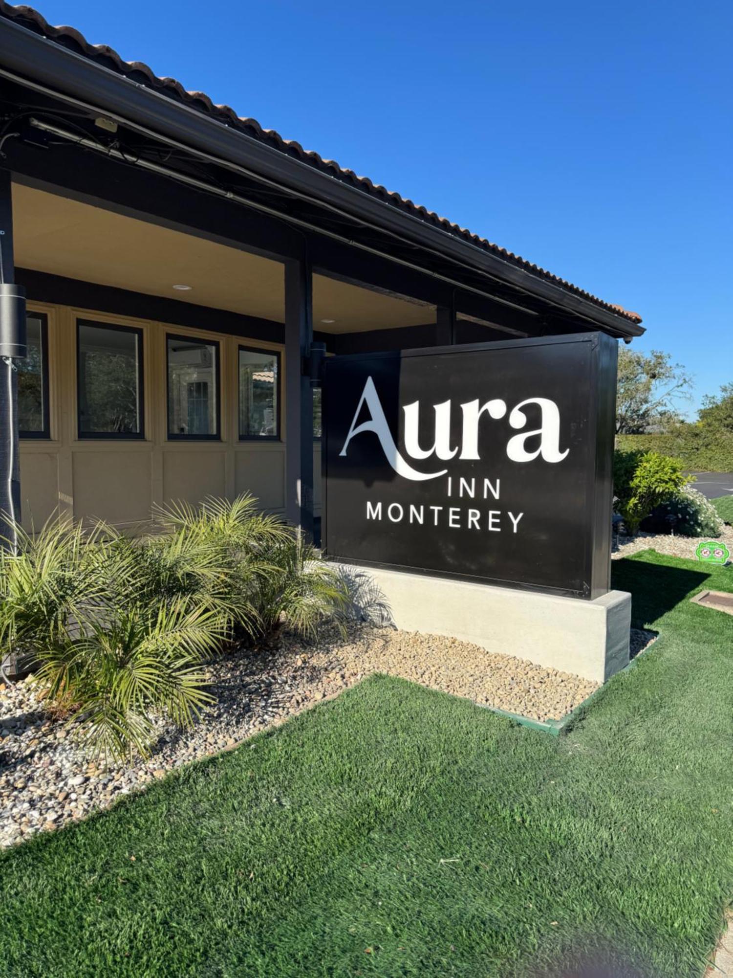 Aura Motel 2*