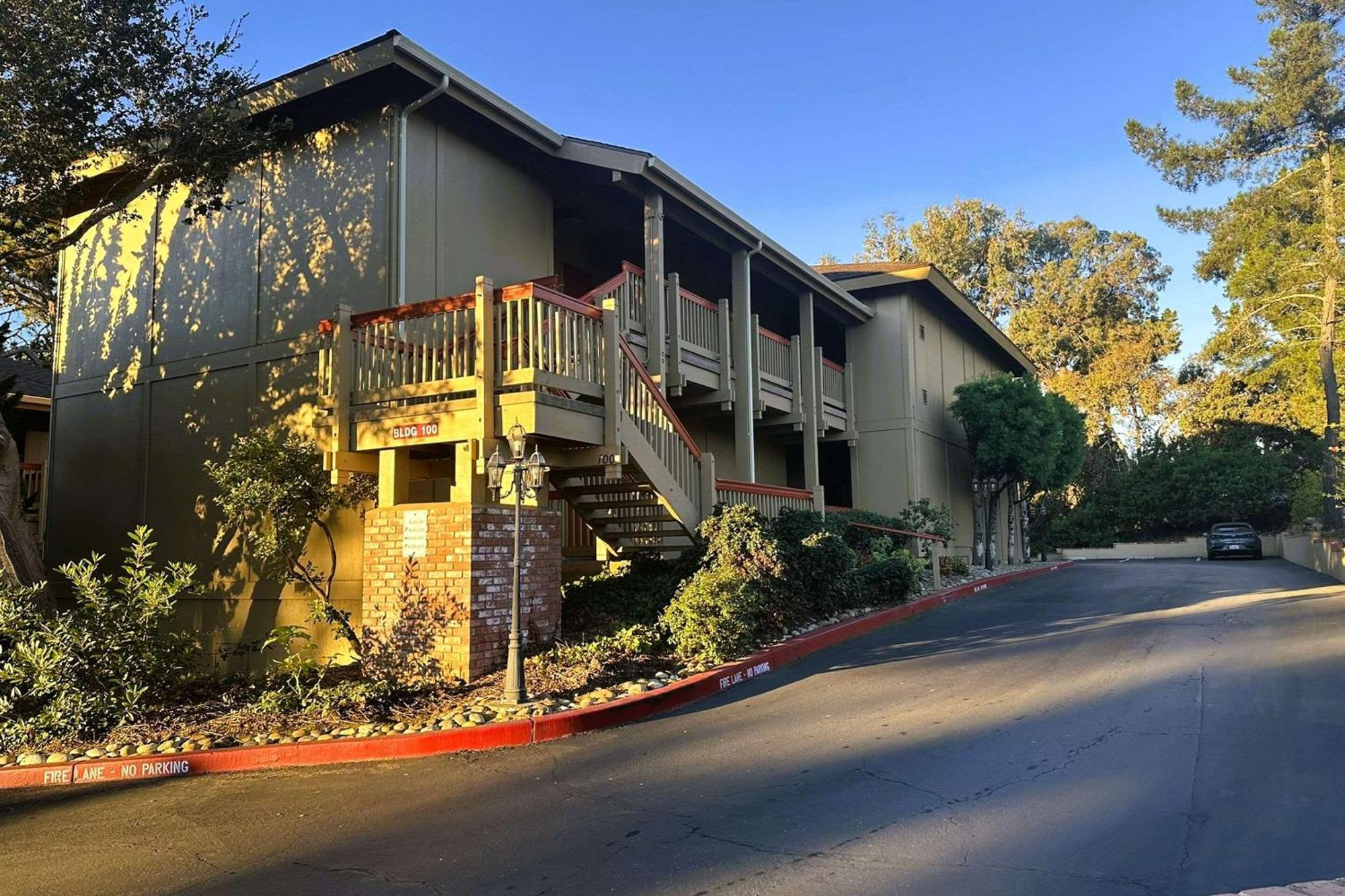 Comfort Peninsula Airport Inn Monterey