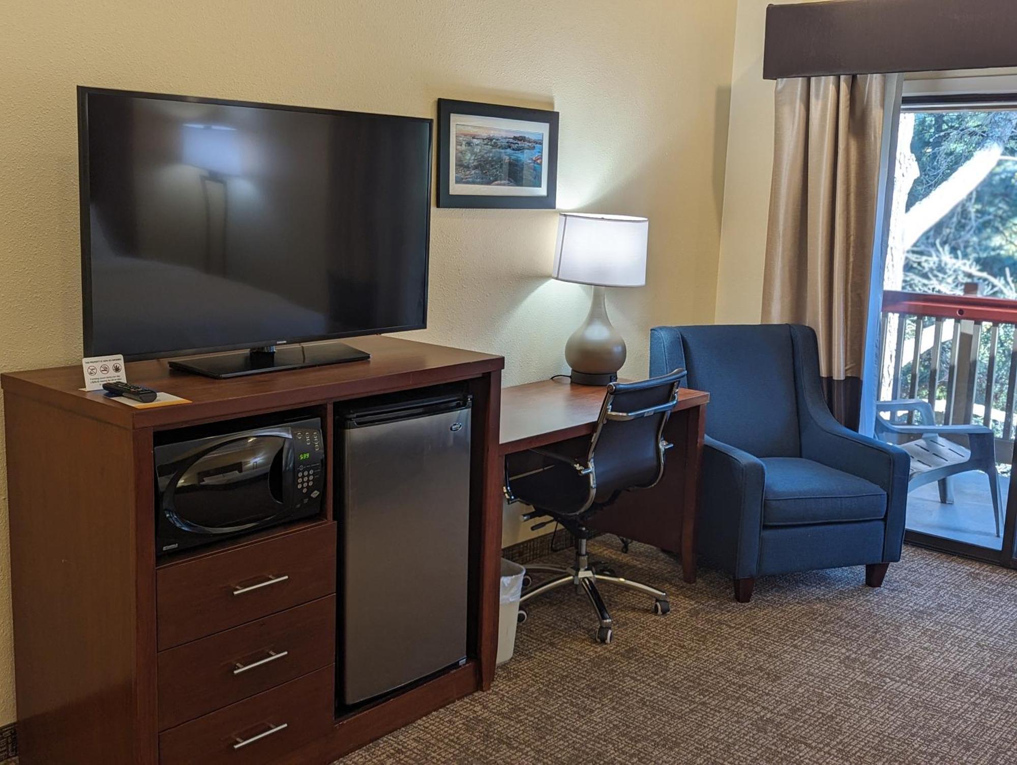 Inn Comfort Peninsula Airport 2*