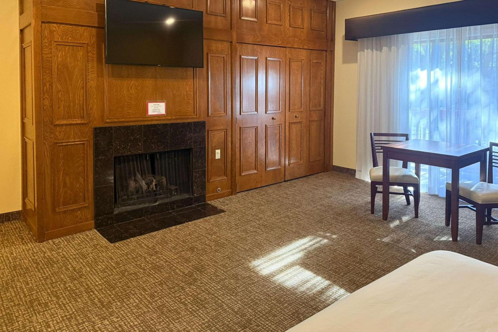 Inn Comfort Peninsula Airport