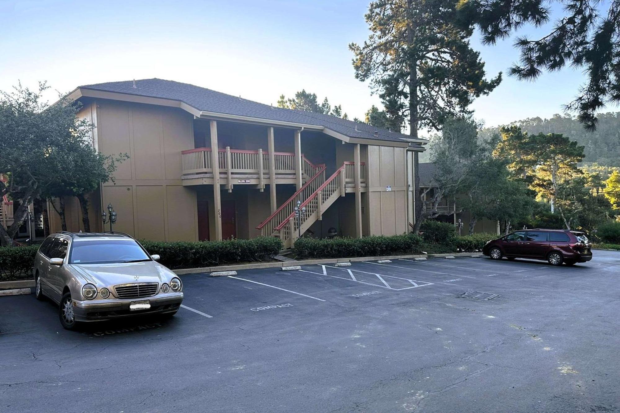 Comfort Peninsula Airport