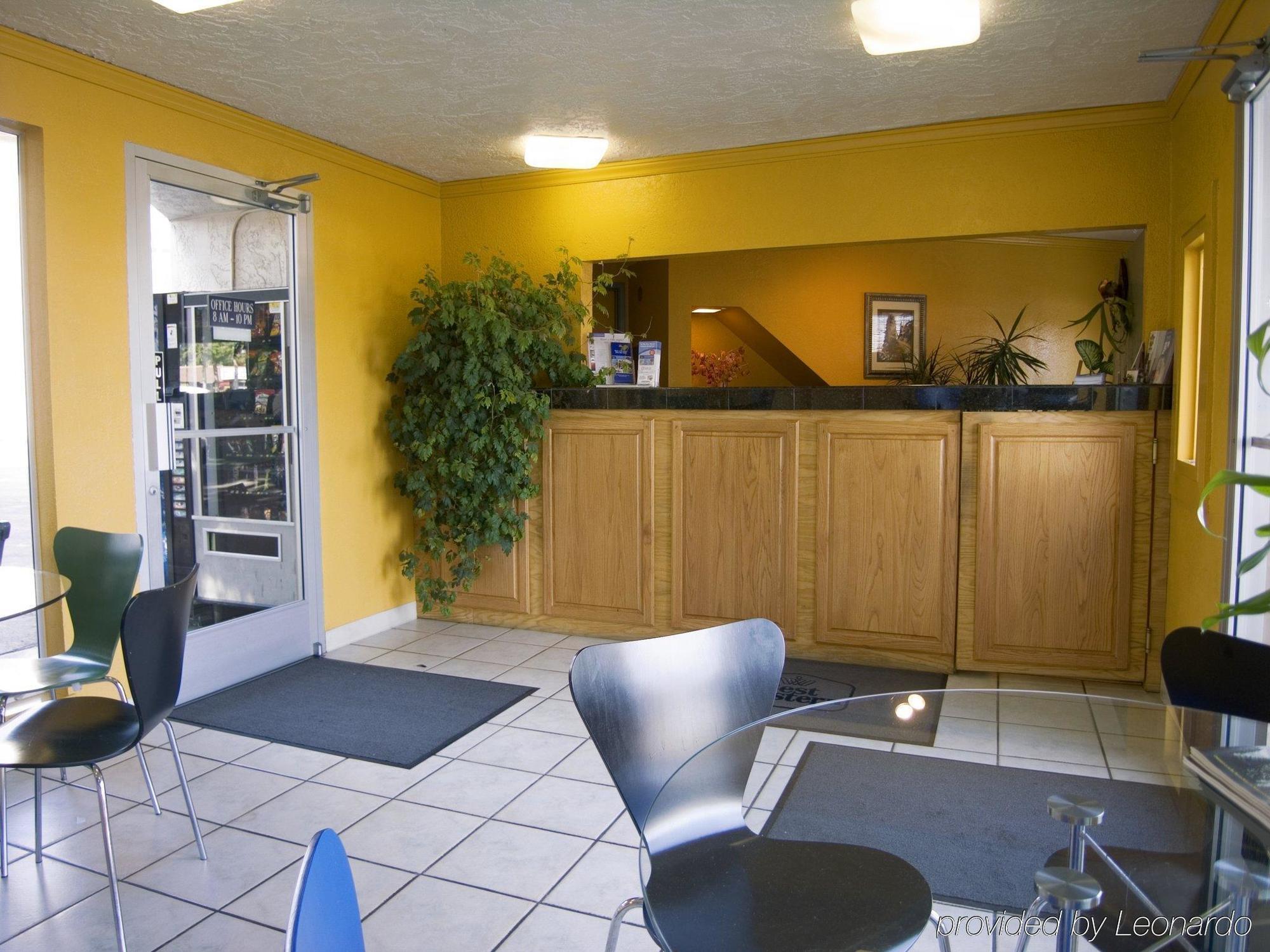 Pacific Motel 2*