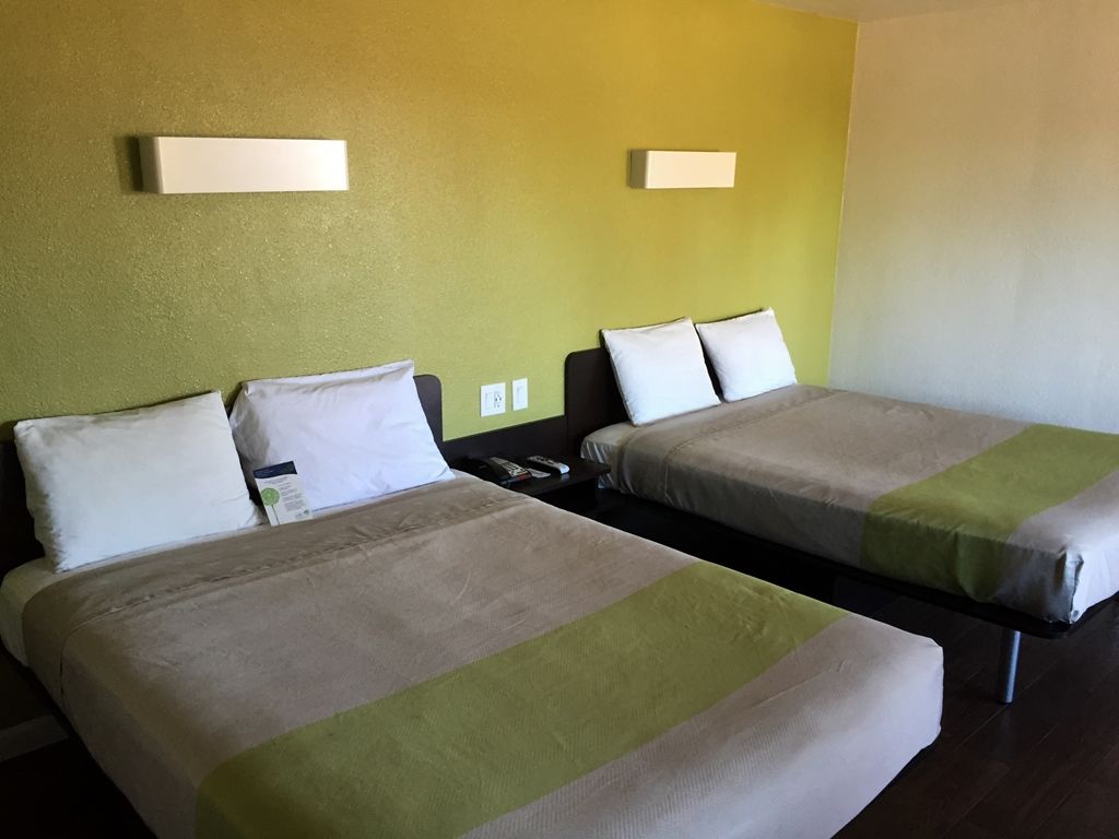 Fisherman's Cove Motel 2*