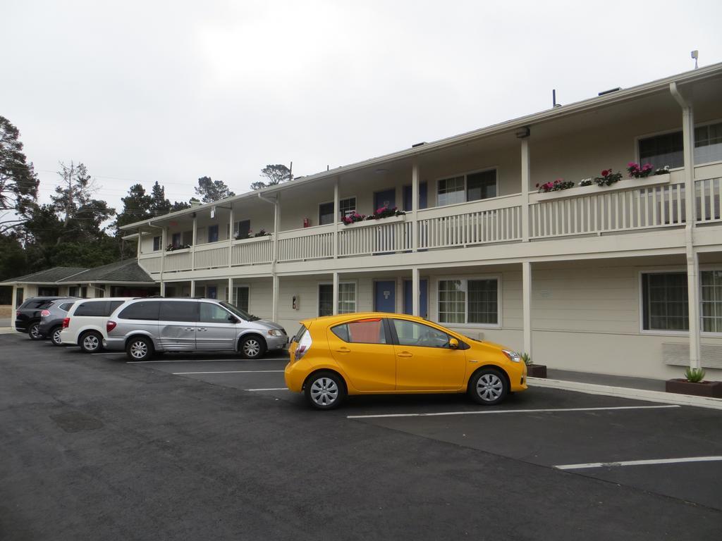 Motel Fisherman's Cove 2*