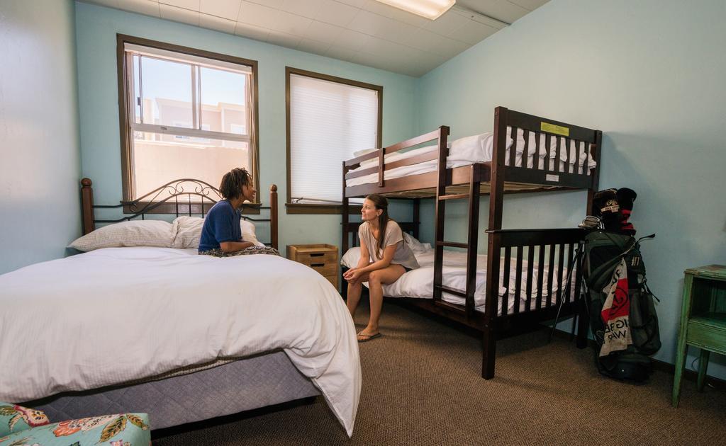 Monterey Hostel Hostel *