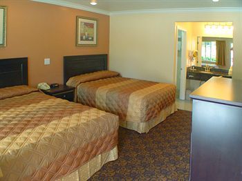Motel Surf Monterey