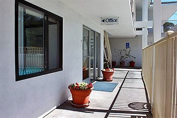 6-monterey, Ca 2* Monterey