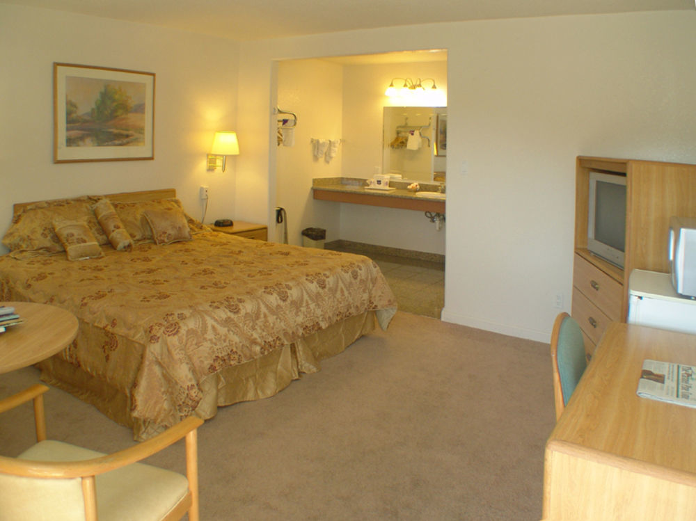 Inn Rodeway Near Downtown 3*