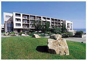 Bay 4* Monterey