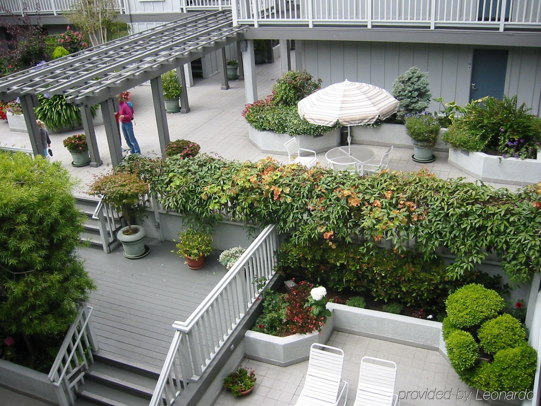 Holiday Express - Cannery Row By Ihg