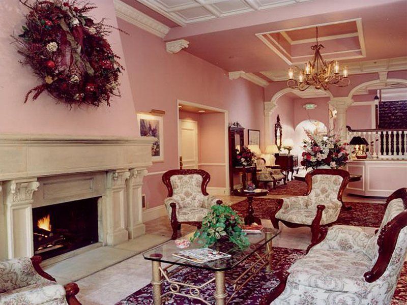 The Hotel Monterey