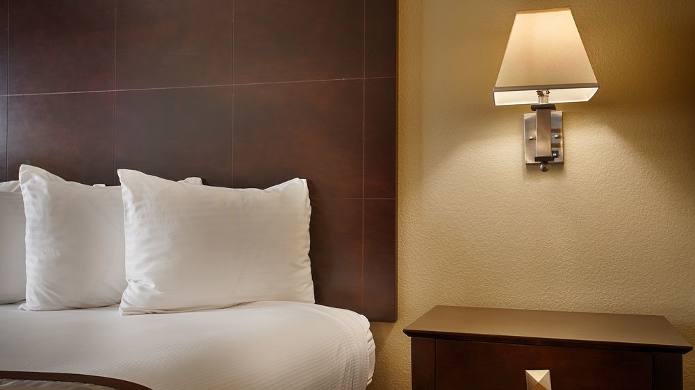 Western De Anza Hotel 3*