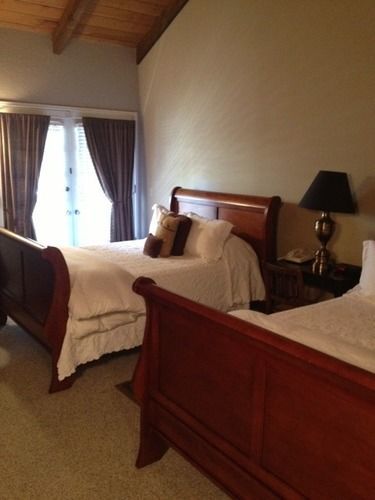 Merritt House Hotel 3*