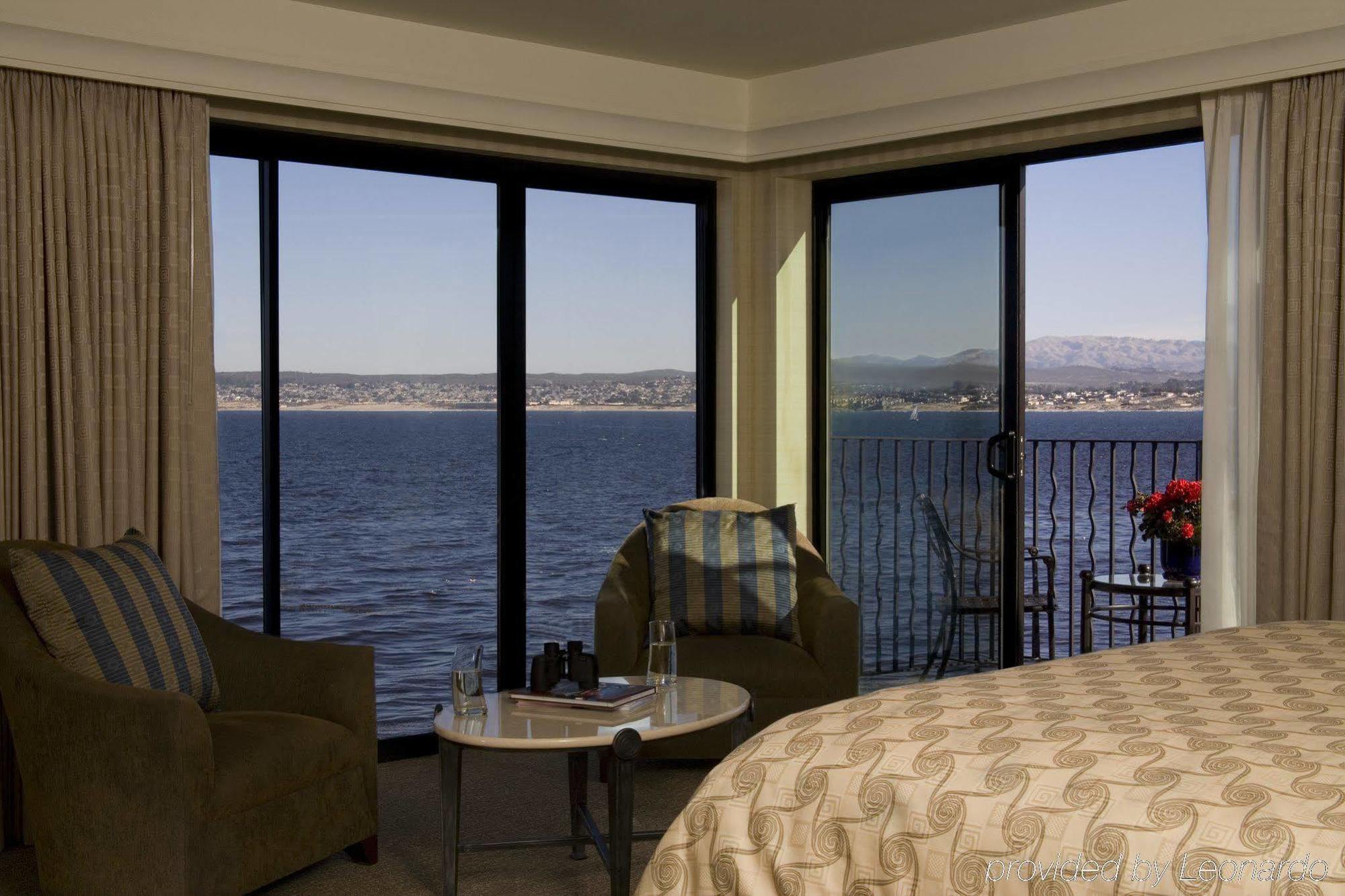 Bay 4* Monterey