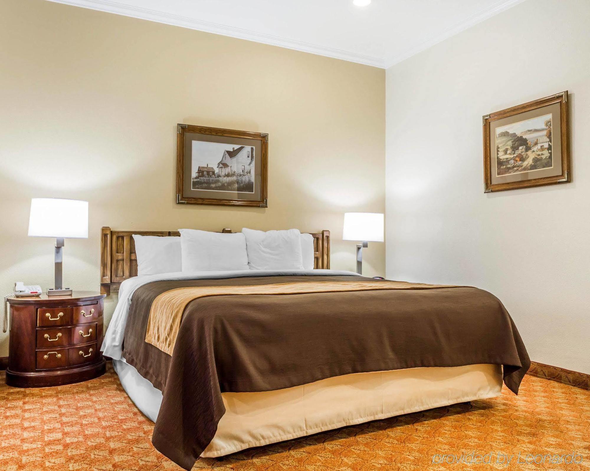 Inn Comfort Peninsula Airport