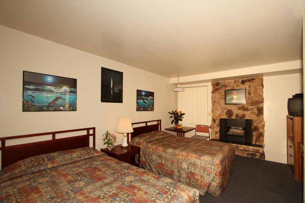 Fireside Motel Monterey