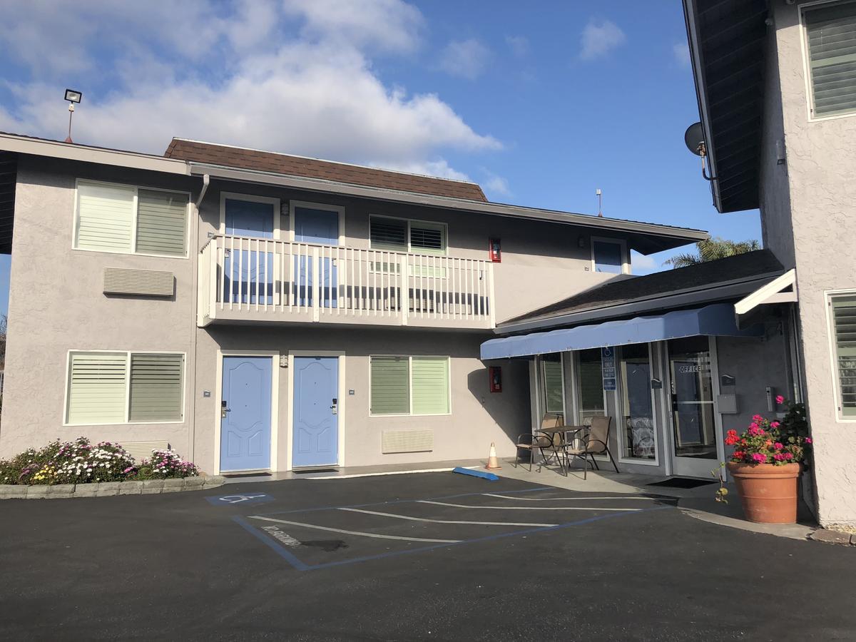 Pacific 2* Monterey