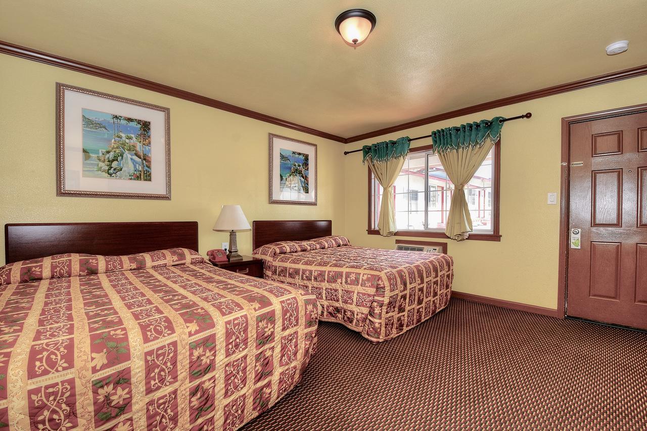 Bayside Motel 2*