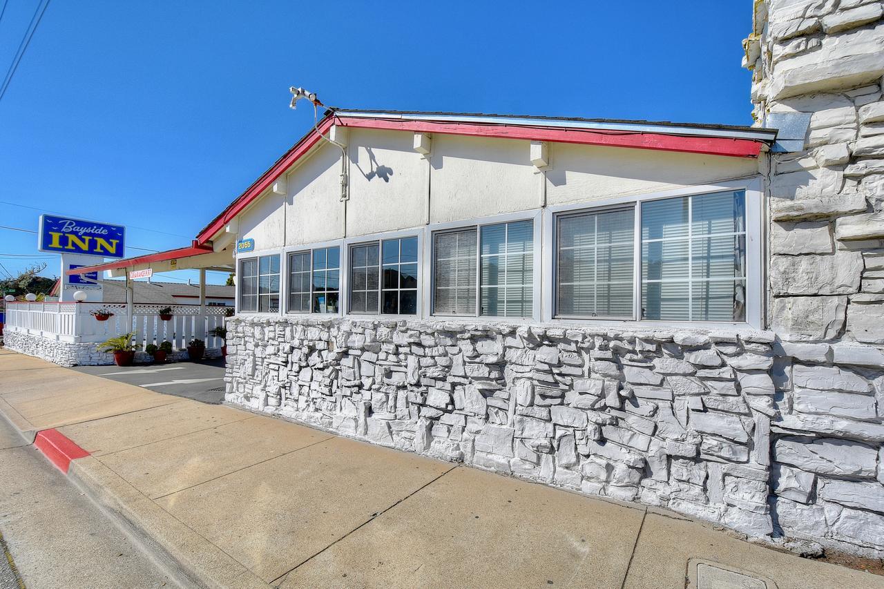 Bayside Motel 2*