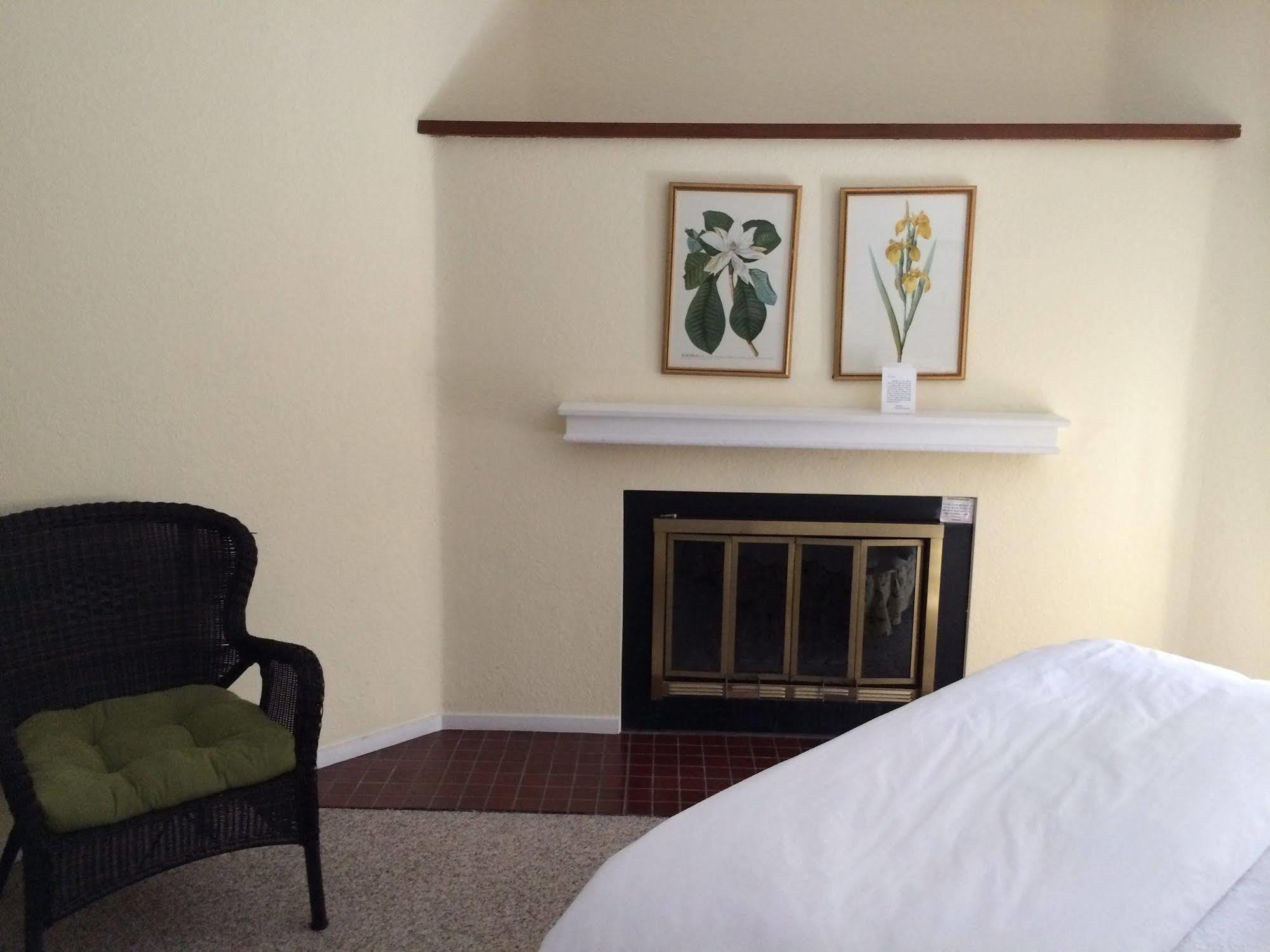 Merritt House 3* Monterey