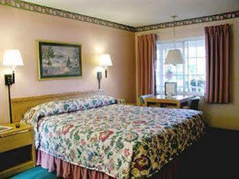 Padre Oaks Motel Monterey