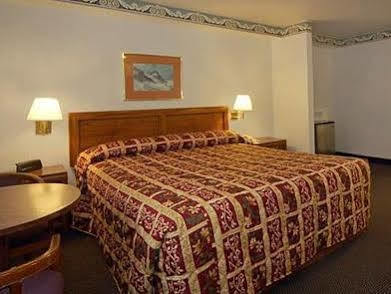 Inn Fairgrounds 2*
