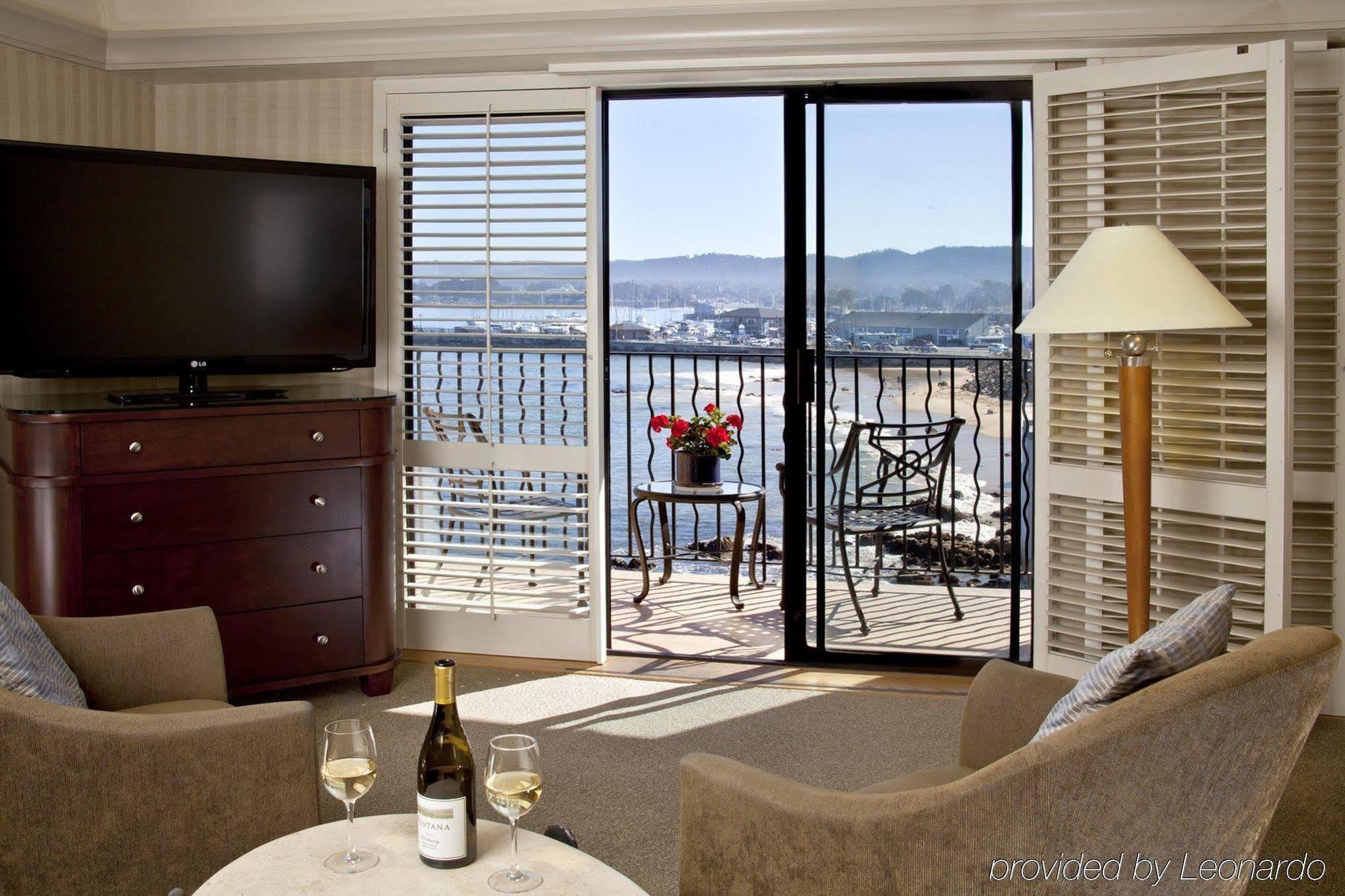 Hotel Bay
