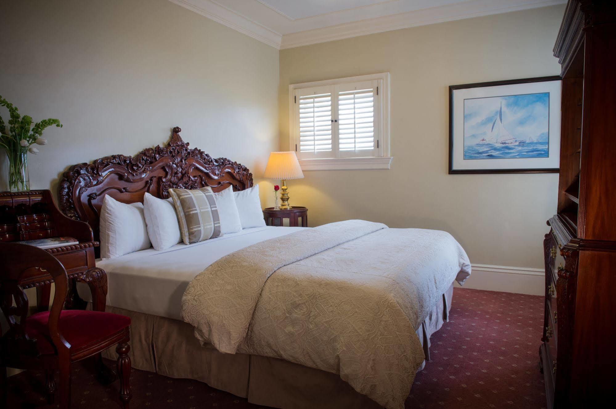 The Hotel Monterey