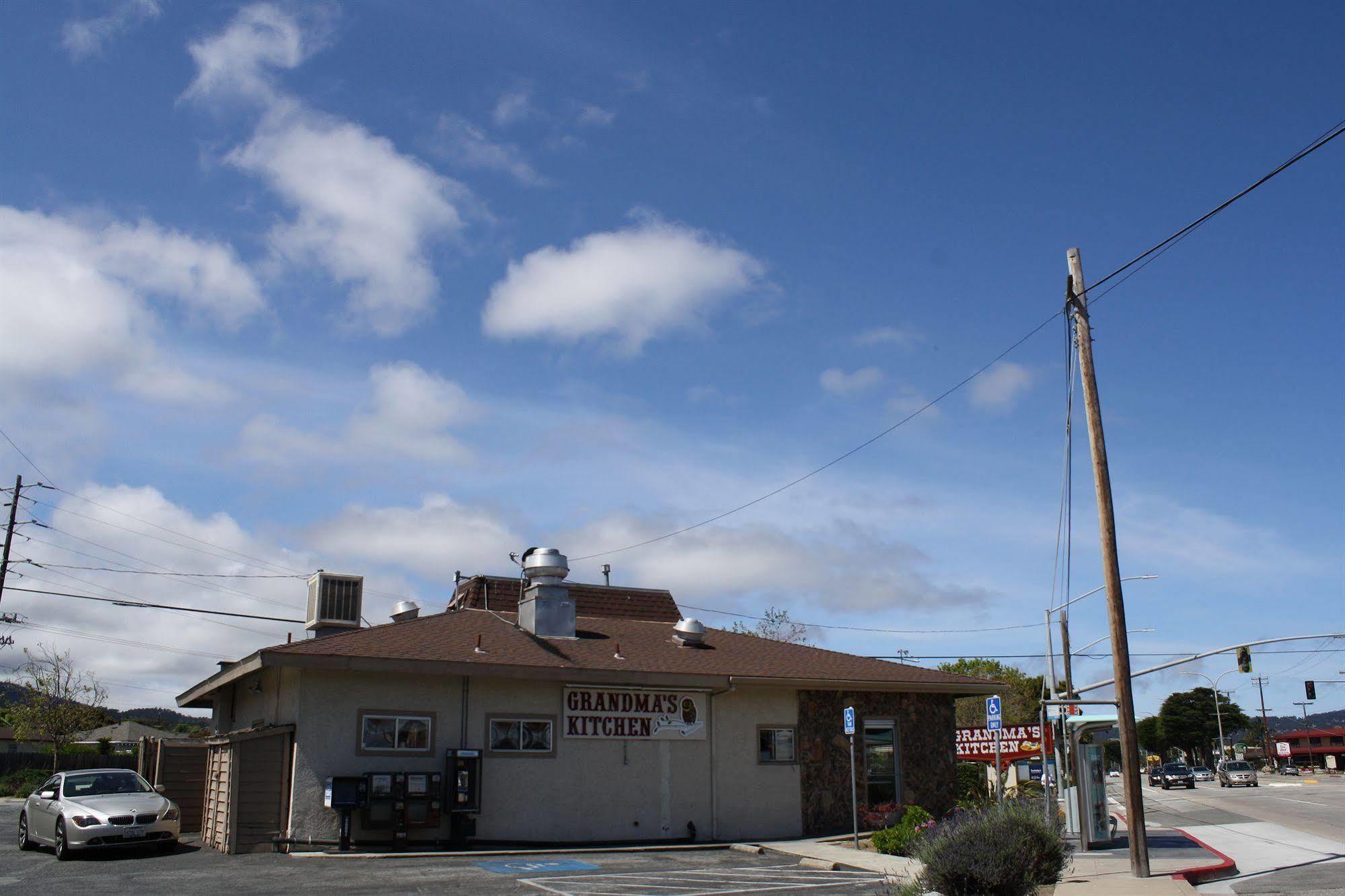 Pacific Motel 2*