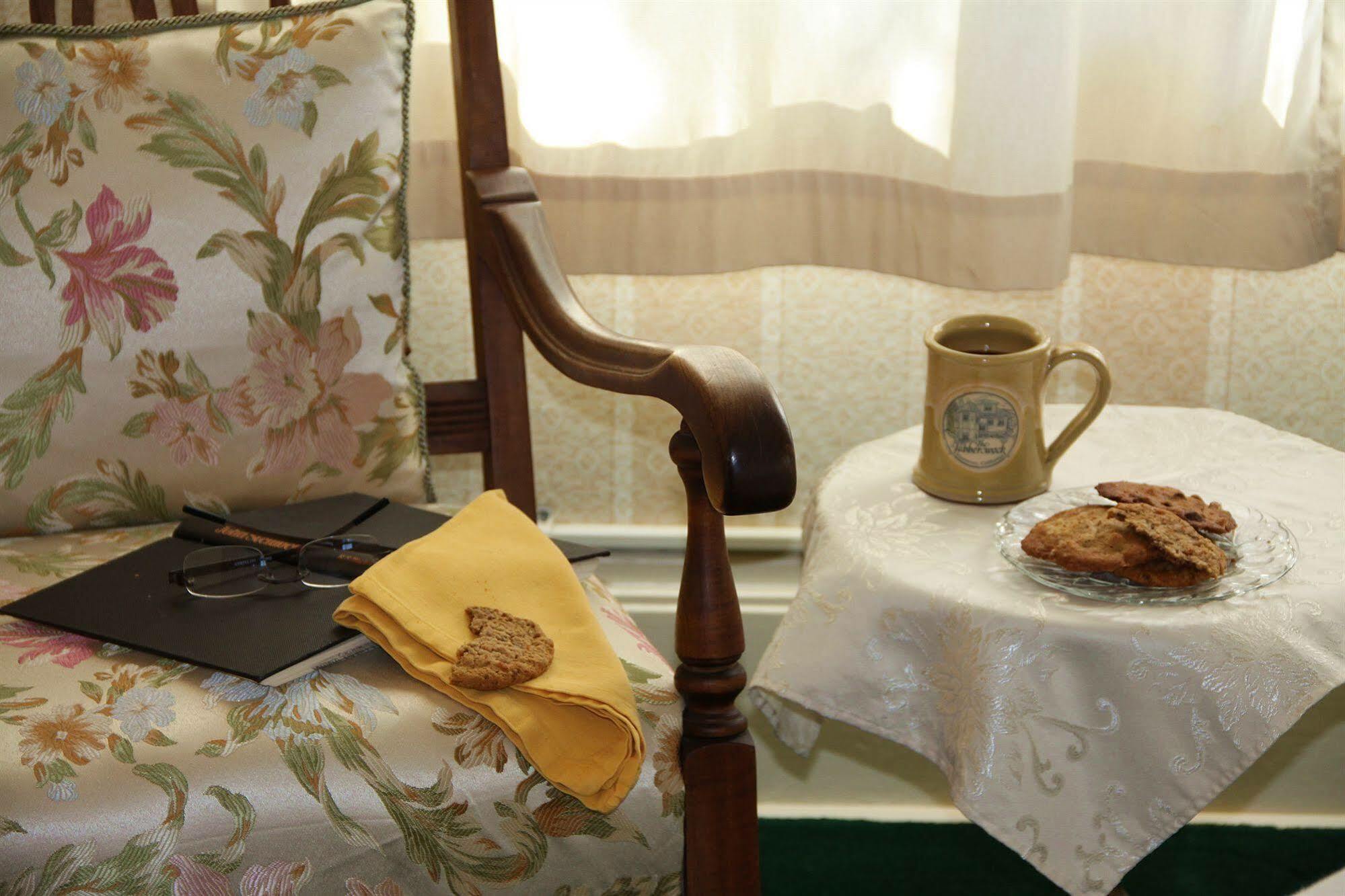 The Jabberwock Bed & Breakfast Monterey
