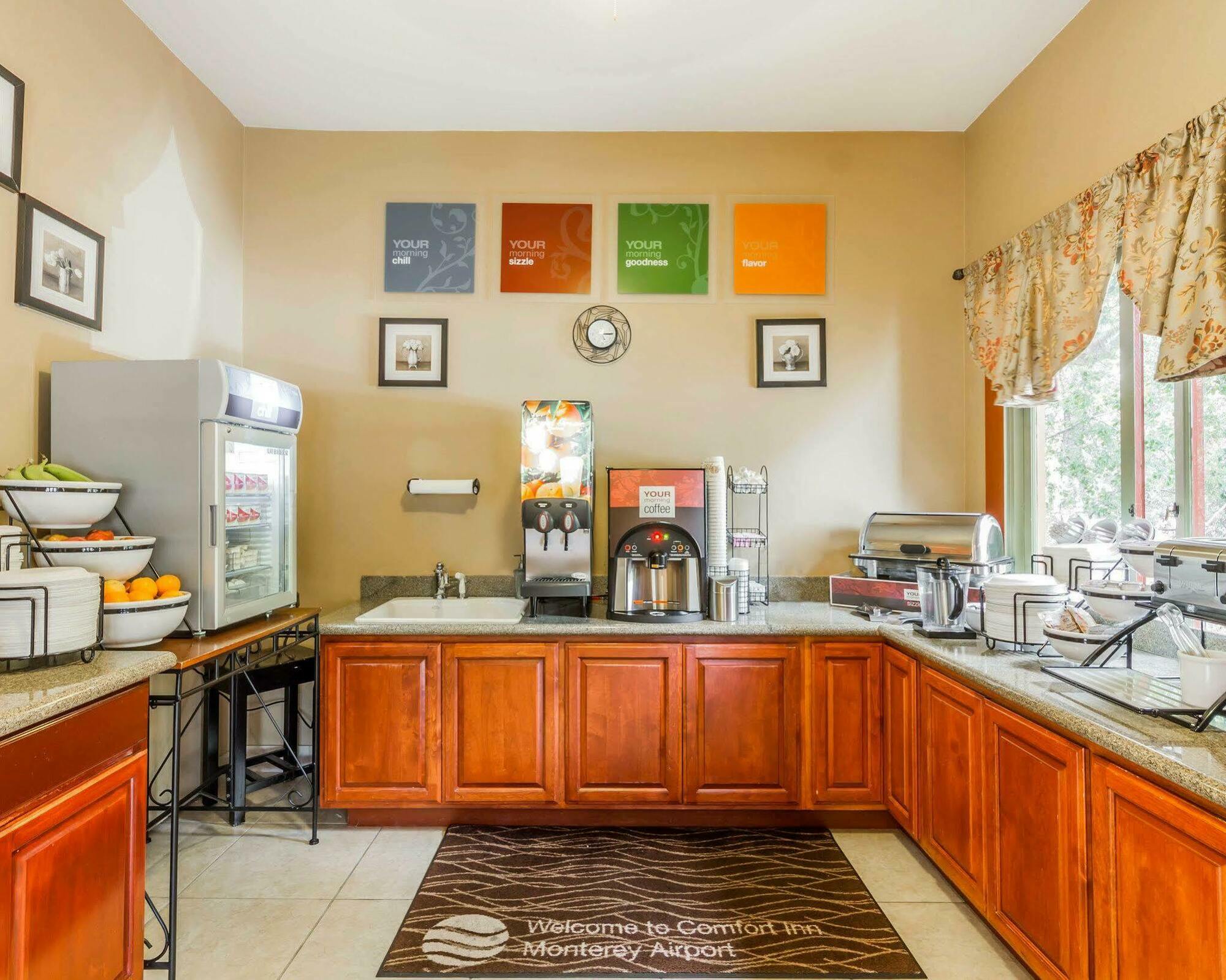 Comfort Peninsula Airport Inn 2*
