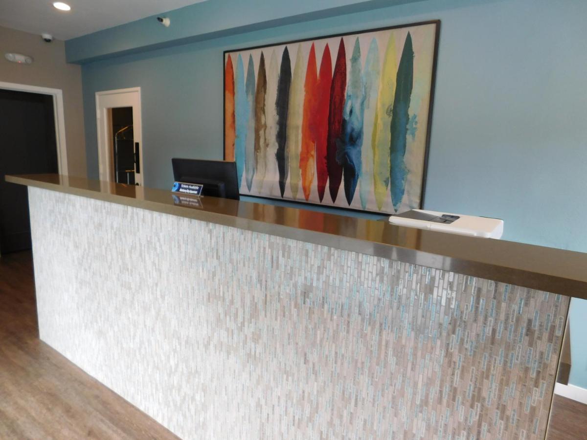 Wave Street Hotel 4*