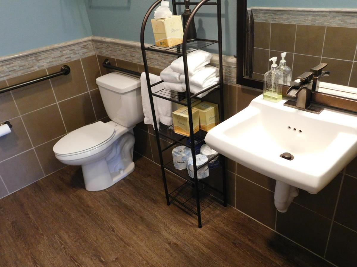 Wave Street Hotel 4*
