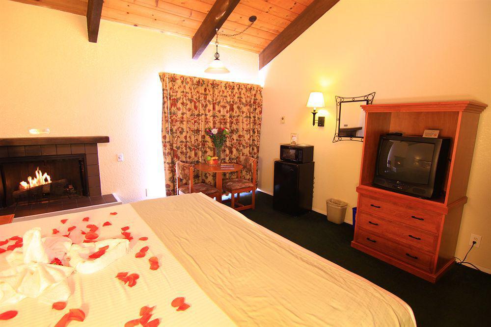 Munras Hotel 2*