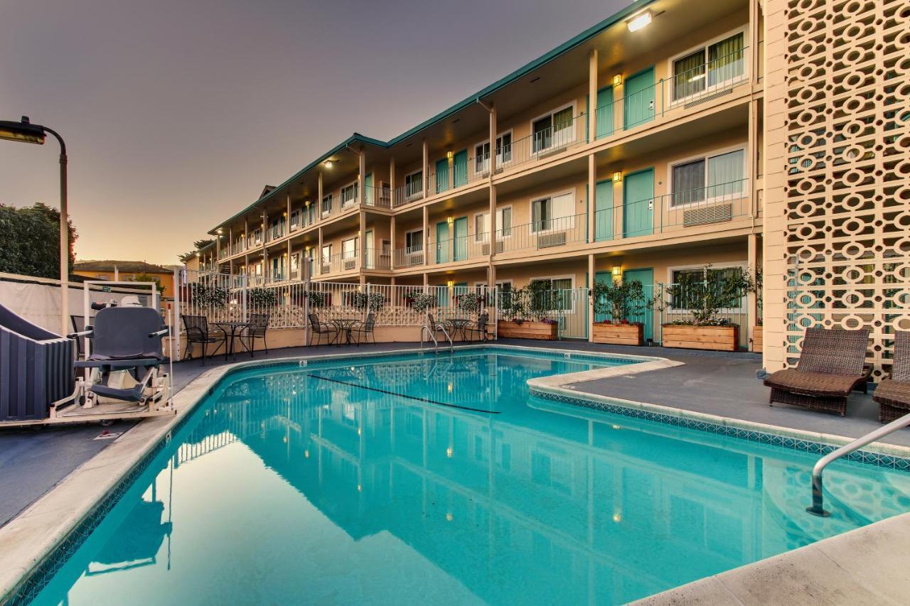 The Stevenson Motel Monterey