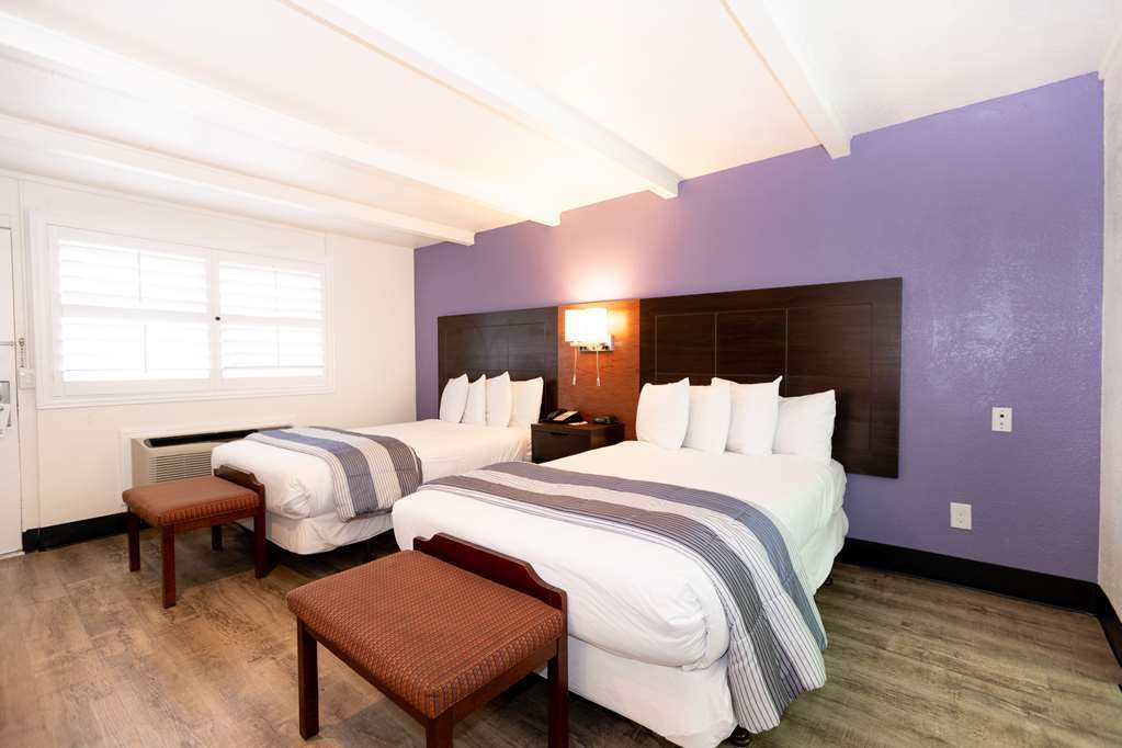 Inn Rodeway Near Downtown