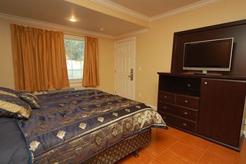 Motel Surf Monterey