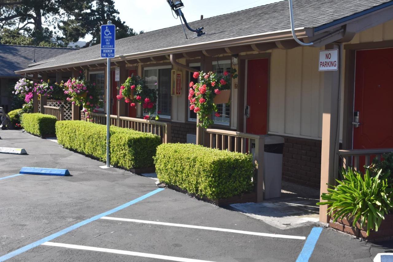 Motel Padre Oaks Monterey