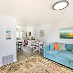 Cozy Monterey Apartment - Walk To Wharf And Dtwn!