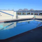 Monterey Fairgrounds Inn