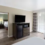 Travelodge By Wyndham Monterey Bay